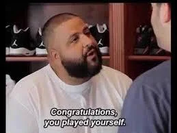 Pomarancza_2310 - >Ten policjant to wyjątkowy dzban o.O

@lobo: zwykły buc. Tutaj tra...