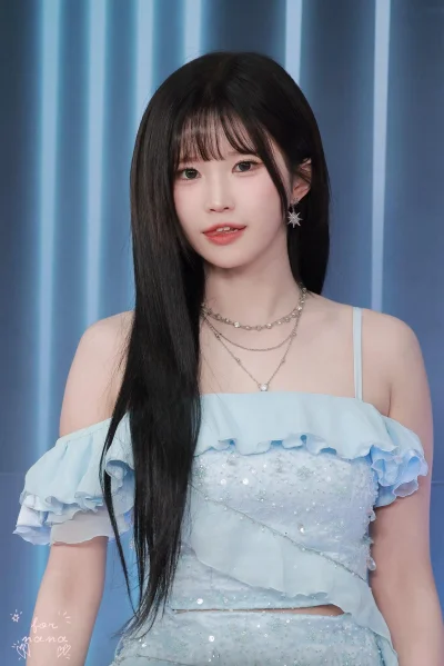 XKHYCCB2dX - #koreanka #hayoung #fromis9