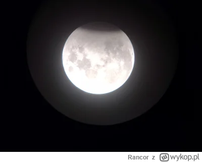Rancor - @Lujaszek: W sumie to właśnie obserwuję częściowe zaćmienie Księżyca