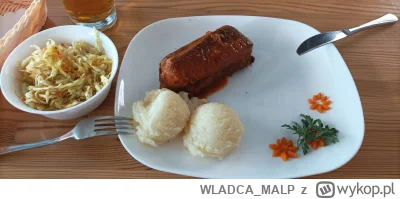 WLADCA_MALP - Myślicie, że kelnerka daje mi jakieś znaki, czy to normalny sposób poda...