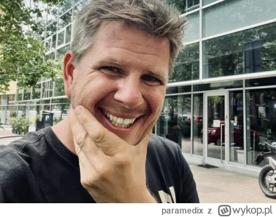 paramedix - > żaden proszek tej plamy nie zmyje ( ͡° ͜ʖ ͡°)

@Degrengolada24: