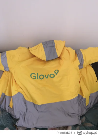 Przedlak95 - @Dinek30 Ja taki outfit dostałem za bycie najlepszym murzynem, podgrzewa...