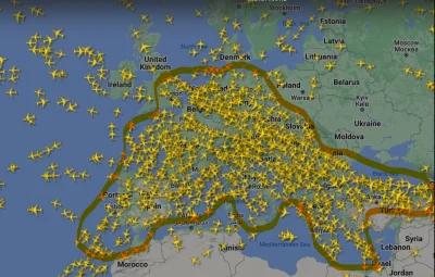 Don_Kichot - Zagęszczenie ruchu lotniczego w Europie. 
Ale to my jesteśmy problemem w...