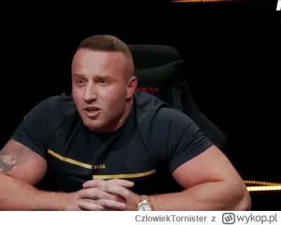 CzlowiekTornister - @LukaszTV: za podawanie nazwiska...
