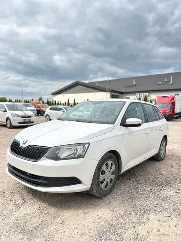 MrSzakal - Niezidentyfikowany obiekt pogania rakietę długimi
#kosmos #spacex #heheszk...