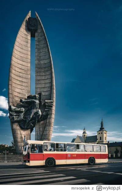 mrsopelek - Nie każdy był, a każdy zna. Pomnik C... Czynu Rewolucyjnego w Rzeszowie.
...