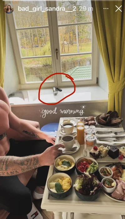 Dymitrov - Denis z Sandrą nawet przy śniadaniu mają złotego foxa.
Całe życie na orien...