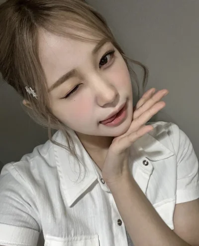 XKHYCCB2dX - #koreanka #jihan #weeekly