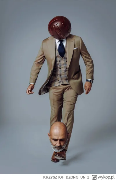 KRZYSZTOFDZONGUN - Bynajmniej ładnie ubrany...


#mecz #reprezentacja #polska #humoro...