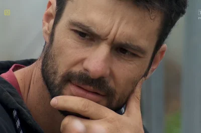 josedra52 - Po co mam głowę? jem niom

#rolnikszukazony