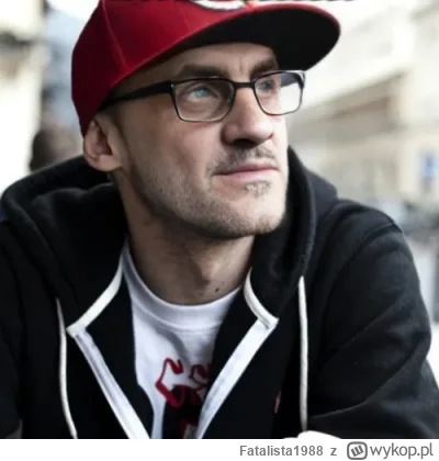 Fatalista1988 - A wczoraj miałem taki sen, że mam z Jacusiem dom.
Śpiewa gołąb w tle,...