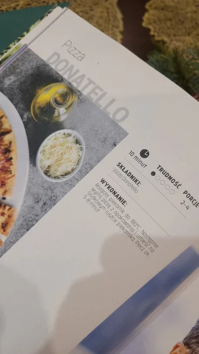 MirasPdk - Znalazłem zajebisty przepis na pizzę w książce kucharskiej, nie ma tego ni...