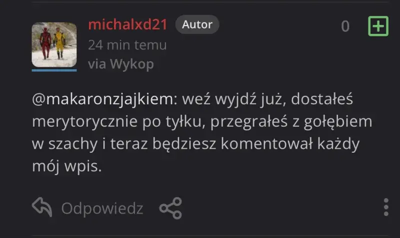 makaronzjajkiem - @emerald-city: szachy z gołębiem. Zrobił syf, poprzewracał pionki, ...