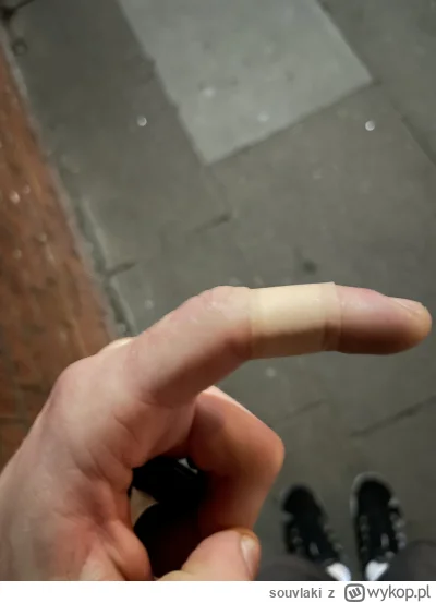 souvlaki - skrzywdziłem sb w paluszka