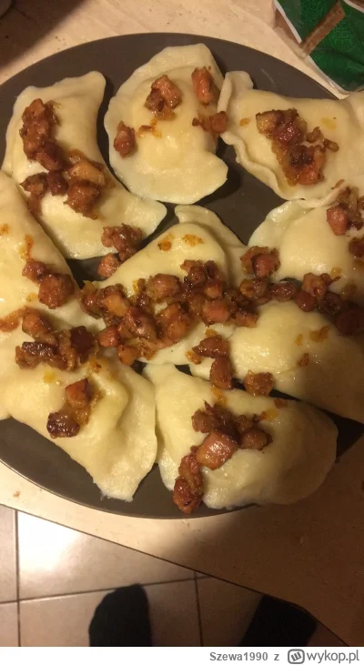 Szewa1990 - Poratuje ktoś kodem na Glovo Uber? Potrzebuje pomocy, jestem głodny. Głod...