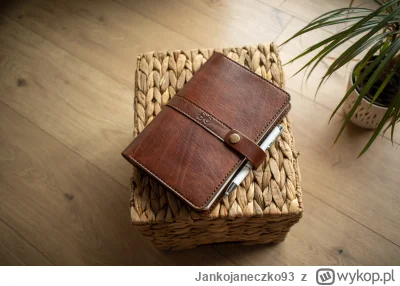 Jankojaneczko93 - Ręcznie wykonany skórzany pokrowiec na notes A5.  Od malaownia skór...