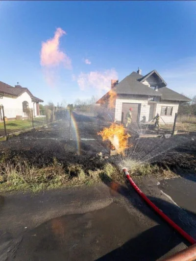 jmuhha - Widzieliście kiedyś żeby się paliła skrzynka z gazem?