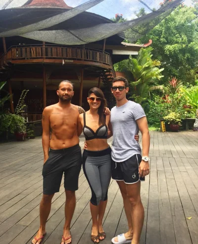 Marcinnx - @pieknylowca: to to jest co najwyżej brat fojera z dodatkowym chromosomem ...