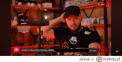 zirkak - #famemma 
*mruży lekko oczy czytając czat*
Siema Boxdel co sądzisz o tym, że...