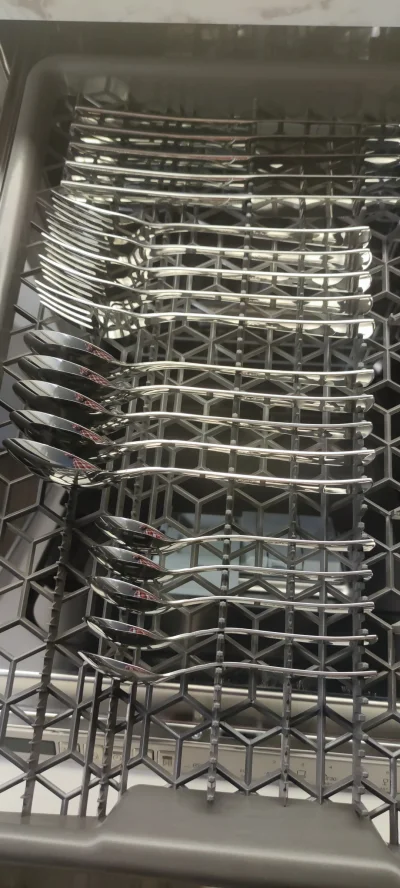 Czmiel_ - ehhh półgodziny układałem, żeby było równo, bo ja autyzmoski ehh normiki ni...