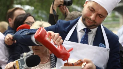 jaroty - @Kempes: jaki cafe wcześniej też było, no i nie można zapomnieć o duda pomoc...