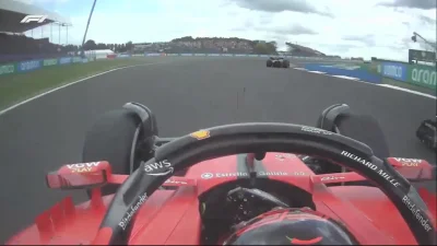 KRS - #f1gif #f1 Sainz traci 3 pozycje na przestrzeni kilku zakrętów (twardsze opony ...