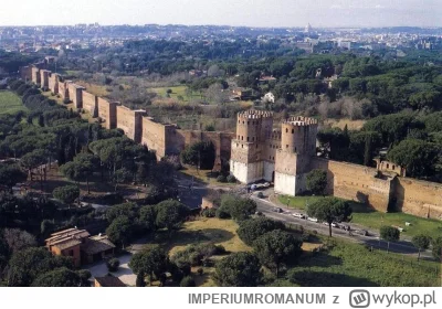 IMPERIUMROMANUM - Odcinek muru Aureliana

Odcinek muru Aureliana, który powstał w lat...