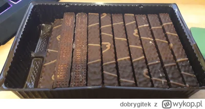 dobrygitek - Jestem zdruzgotany. Nie dość, że ilość pryncypałek zmniejsza się z opako...