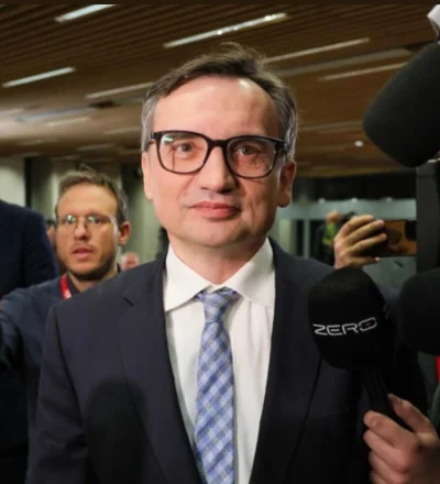 ProstyKrzywy - Od razu go podpisali xD

#bekazpisu #bekazpodludzi #heheszki #polityka