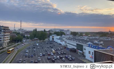 STM32_bujneo - @hansoloxd: We Wrocławiu nad Odrą xD
A tak to wygląda normalnie