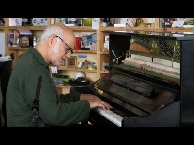 leuler - Bardzo dobry występ Ludovico Einaudi w Tiny Desk

#muzyka #muzykafilmowa #pi...