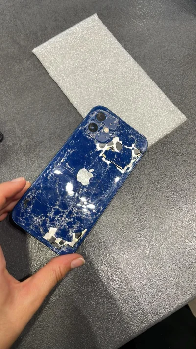 Pracujezdalniechyba - Cześć Mirki, 

Mam sprawę odnośnie do #iphone11 jakiś czas temu...