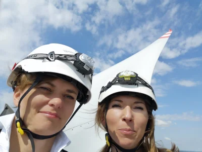 Piotrek7231 - #polityka 
PiS be like:
2016 - Stop Wiatrakom!
2020 - Wiatraki są fajne...