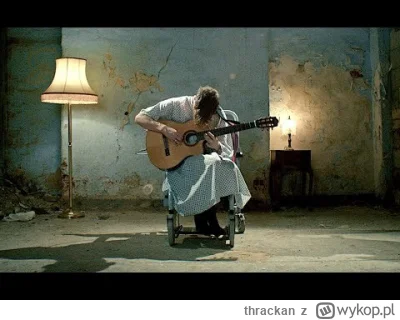 thrackan - @jednorazowka Hmm... A kojarzysz Rena Gilla? Serdecznie polecam. Facet na ...