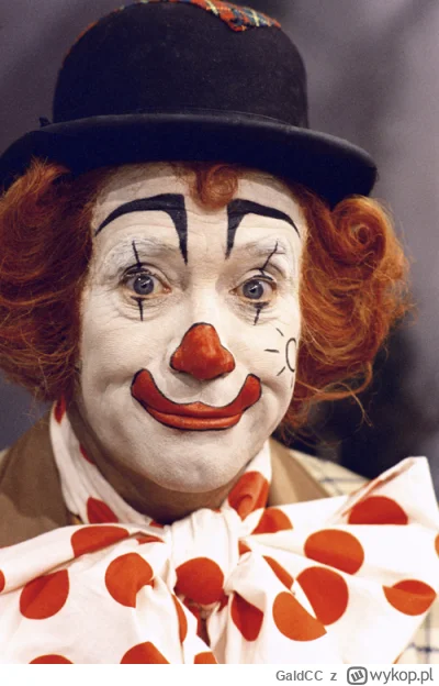 GaldCC - - odrywaj nakrętki od butelek bo ekologia. Postawimy specjalne kosze, pudła,...