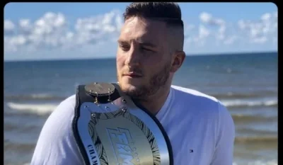 WhyGuys - Trzeba przyznać, że jak wrócił ten pan ze zdjęcia, to się dzieje mimo iż br...