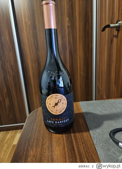 aleksc - Najlepszy tokaj i a-----l ever dla tych co nie lubią gorzkiego smaku alkohol...