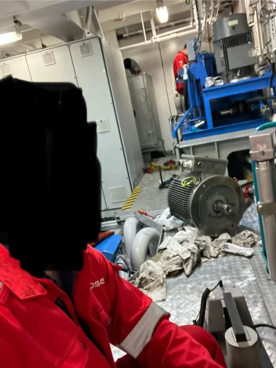 Wloczykij2 - Kto w robocie od rana temu życzę siły i wytrwałości 
I gm freny 

#frenp...