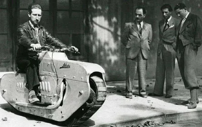 Porten - Motocykl gąsienicowy z lat 30. XX wieku. Trzeba przyznać że nawet teraz wygl...