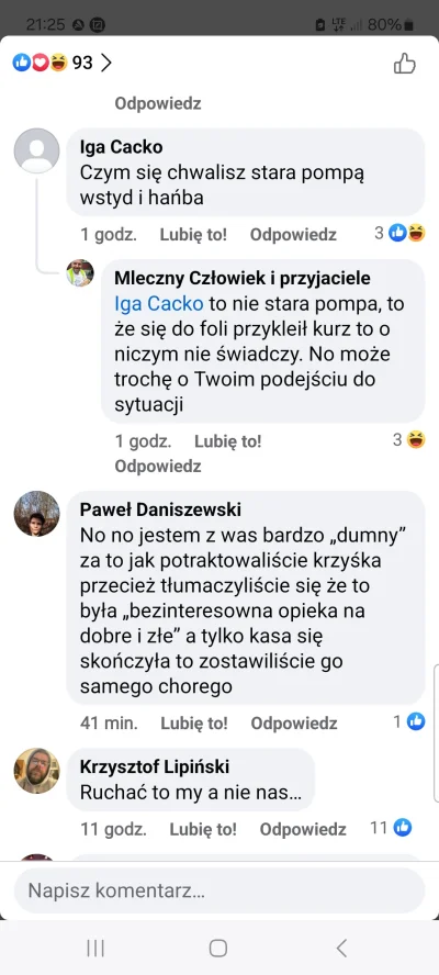 bellacavem - @Denaturovsky: 
Pompa nie jest porysowana ani brudna. Tylko zakurzona.