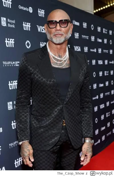 TheCzopShow - @Mega_Smieszek: Bautista bardzo, BAAARDZO nieaktualny. Musiał odstawić ...