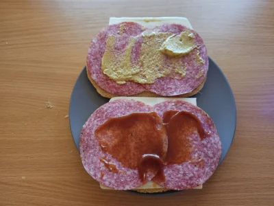 staryhuop0 - #przegryw #jedzzwykopem
Zgłodniałem.
To zjem dwie kromeczki.
Chlebek z s...