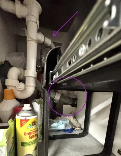 johny-kowalski - Jest jakiś bardziej sensowny sposób żeby ogarnąć odpływ od zmywarki ...