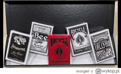 morgiel - chciałbym to kupić, karty od USPC to jakiś mój f----z a te czarne rewersy.....