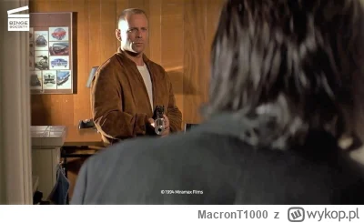 MacronT1000 - #limanowa  po co on tam wracał? Zegarka na kangurku zapomniał?