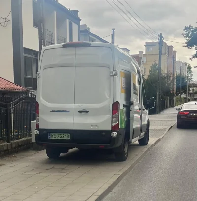 czerwony_kmer - Dlaczego parkowanie pojazdów o DMC > 2,5 t jest nielegalne w polsce. ...