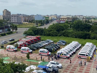 Kumpel19 - Ochotnicy z Tajwanu, z inicjatywy biznesmena Bai Sanjun, zebrali fundusze ...