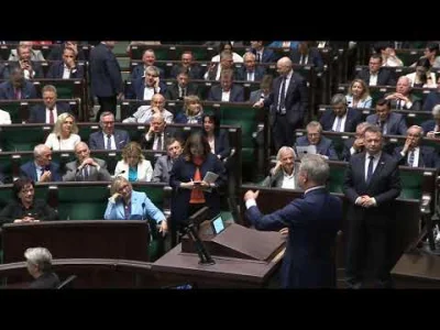 K.....7 - Przejechał prętem po kratach aż małpy pisowskie gardło zdarły xD
Końcówka b...