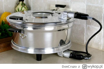 DonCruzo - Kiedyś to były Air Fryer'y....(╯︵╰,)

Można było ciasto upiec, zrobić pysz...