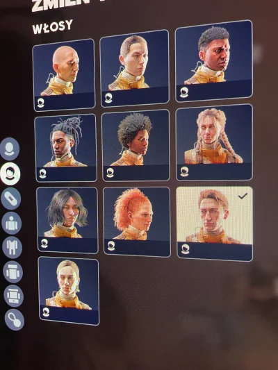 greedy_critic - 5 fryzur dla kobiet,
2 dla czarnoskórych,
2 uniwersalne wojskowe
I ty...